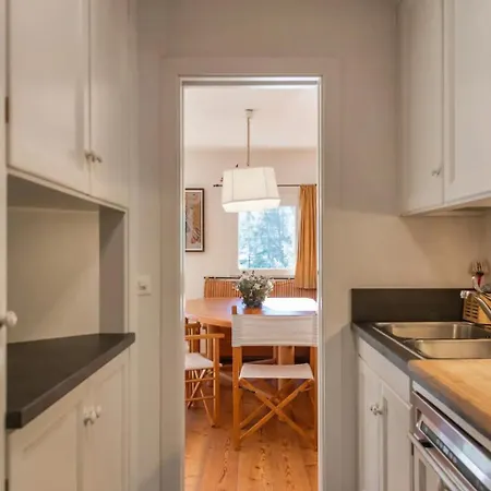 Chesa Saura Apartman *